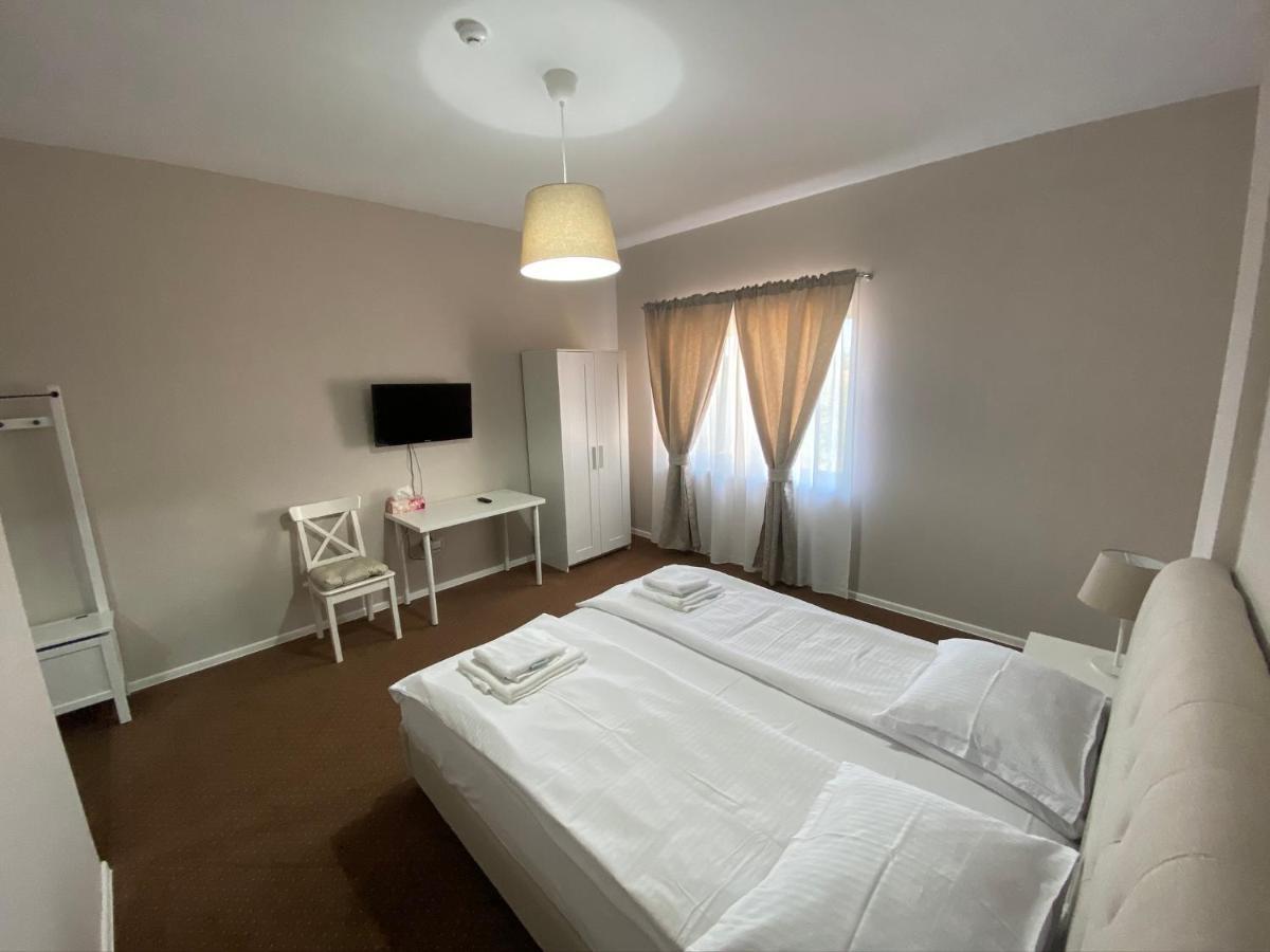 B&B Andero Deva Bagian luar foto
